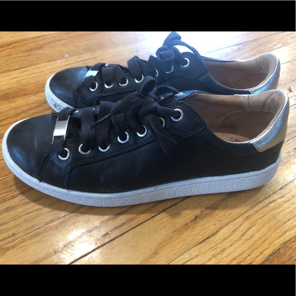 Ugg Sneakers